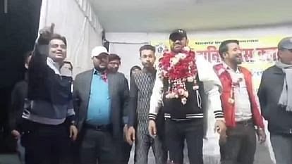 Kanpur: पुलिस को चकमा देकर शाहिद पिच्चा पहुंचा कोर्ट, मारपीट के मुकदमे में समर्पण कर चला गया जेल